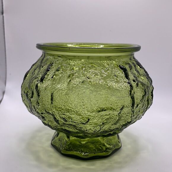 Vintage 1970’s E.O. Brody Co. Green Glass Candy Dish - Picture 7 of 11